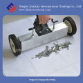 18 Inch Strong Magnetic Handle Sweeper with Release (XLJ-4605)